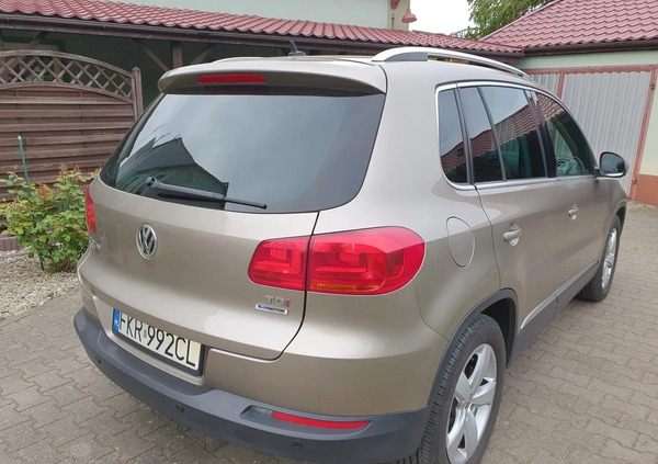 Volkswagen Tiguan cena 51990 przebieg: 210000, rok produkcji 2015 z Gubin małe 742